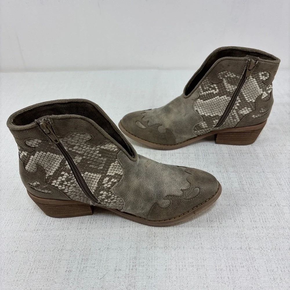Very G Women's Snakeskin and Faux Leather Ankle Bootie Cowgirl Festival‎ Size 6